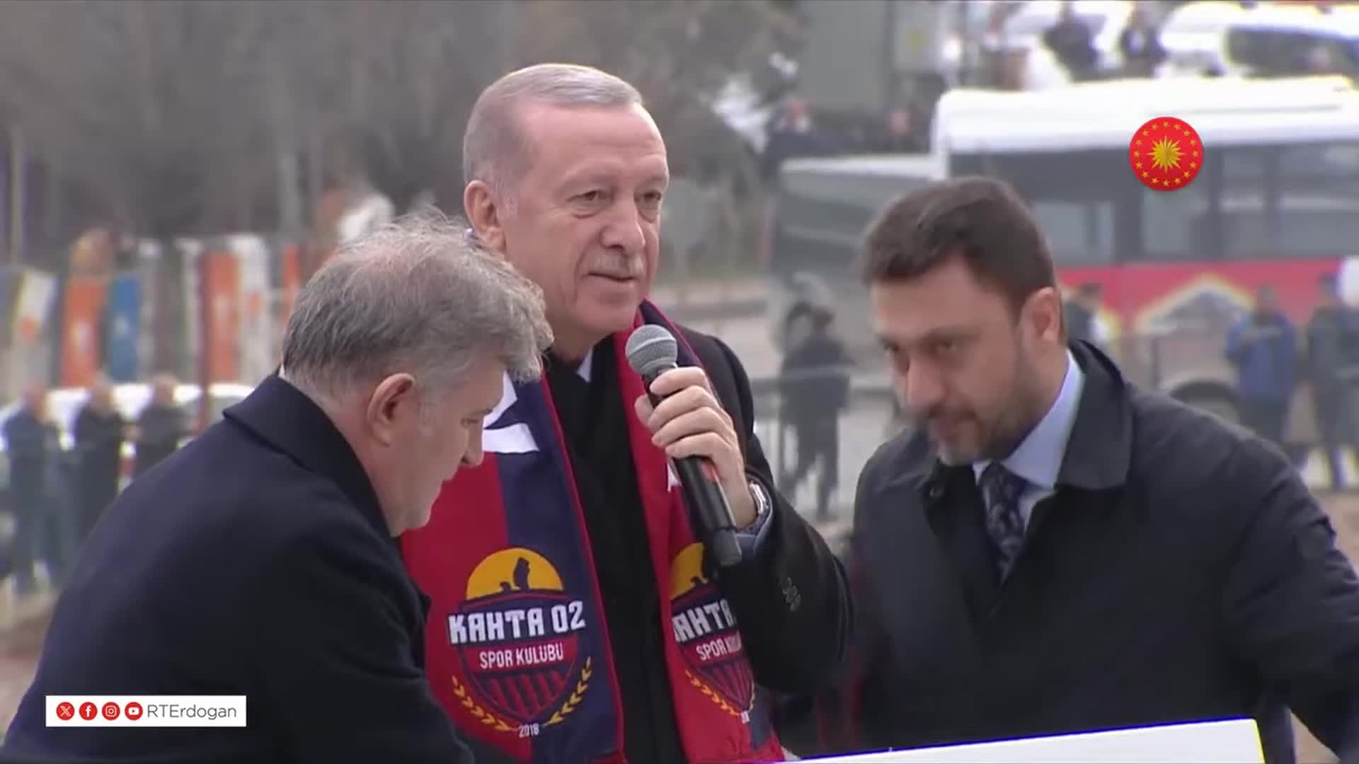 ERDOĞAN: İRADEMİZİ AŞAN SEBEPLER DOLAYISIYLA GECİKMELER YAŞANMIŞ OLABİLİR AMA 6 ŞUBAT'TAN BERİ VERDİĞİMİZ MÜCADELENİN ŞAHİDİ SİZLERSİNİZ