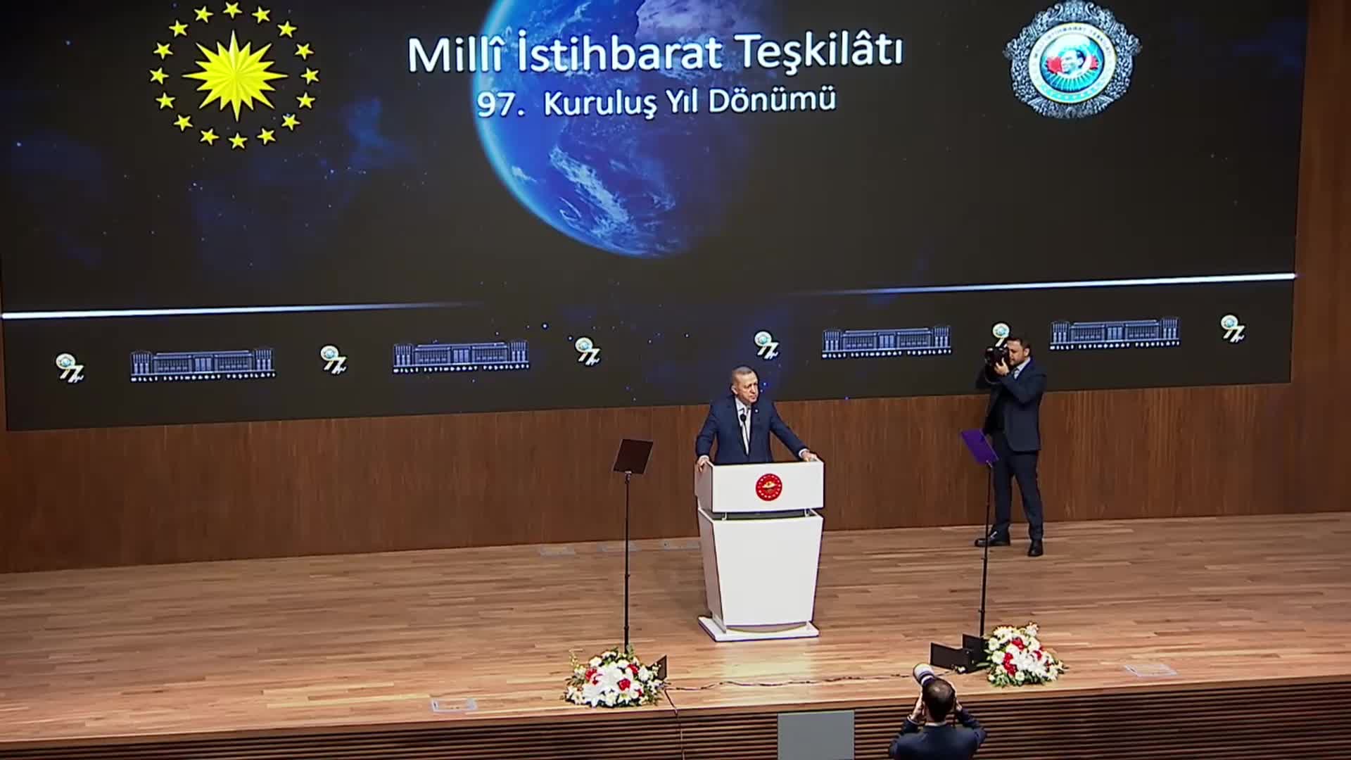 ERDOĞAN: İSRAİL'İN ÜLKEMİZDEKİ CASUSLUK ŞEBEKESİNİ ORTAYA ÇIKARAN TEŞKİLATIMIZ, BİZİ TEHDİT EDENLERE CEVABIMIZI ÇOK NET VERMİŞTİR