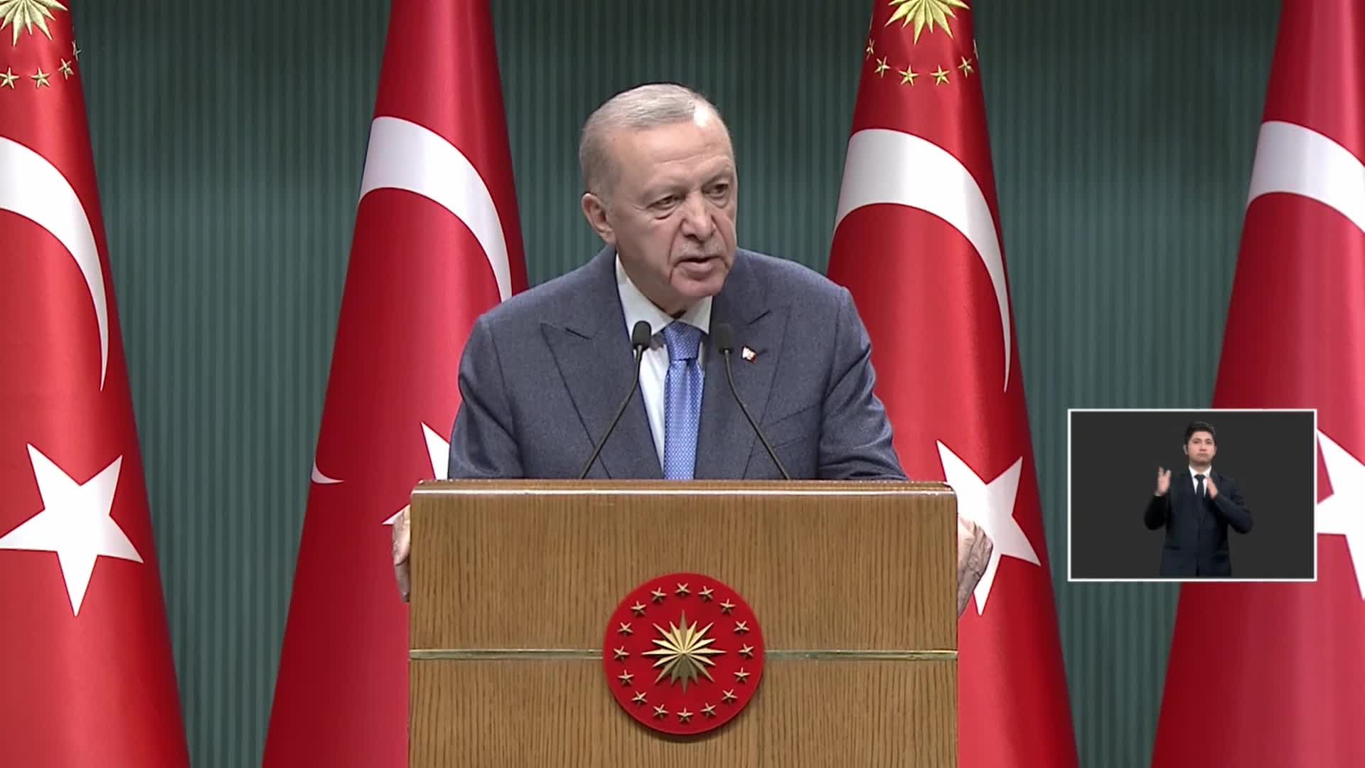 Erdoğan: “Mevcut Anayasa'nın yeni Türkiye'yi taşıması mümkün değildir”