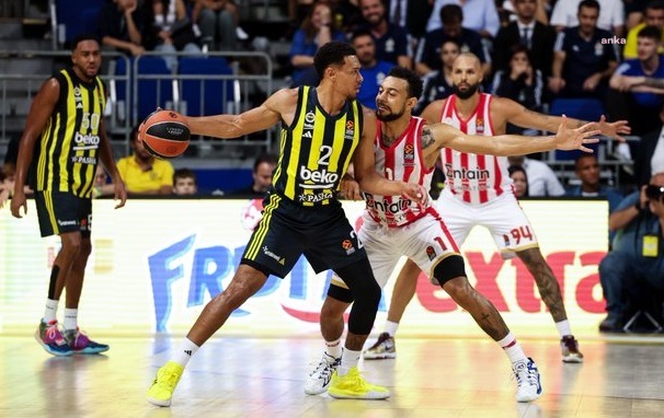 Fenerbahçe Beko 82 -  71 Olympiakos