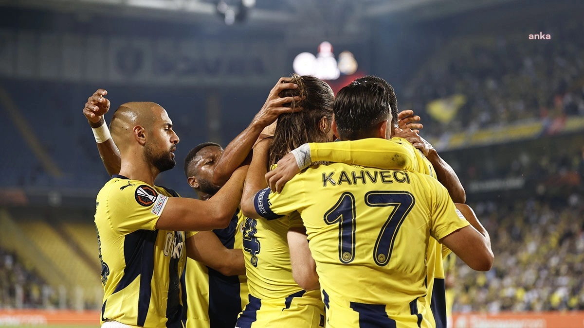 Fenerbahçe, Union Saint-Gilloise'yi 2-1 mağlup etti ve Avrupa Ligi'ne galibiyetle başladı