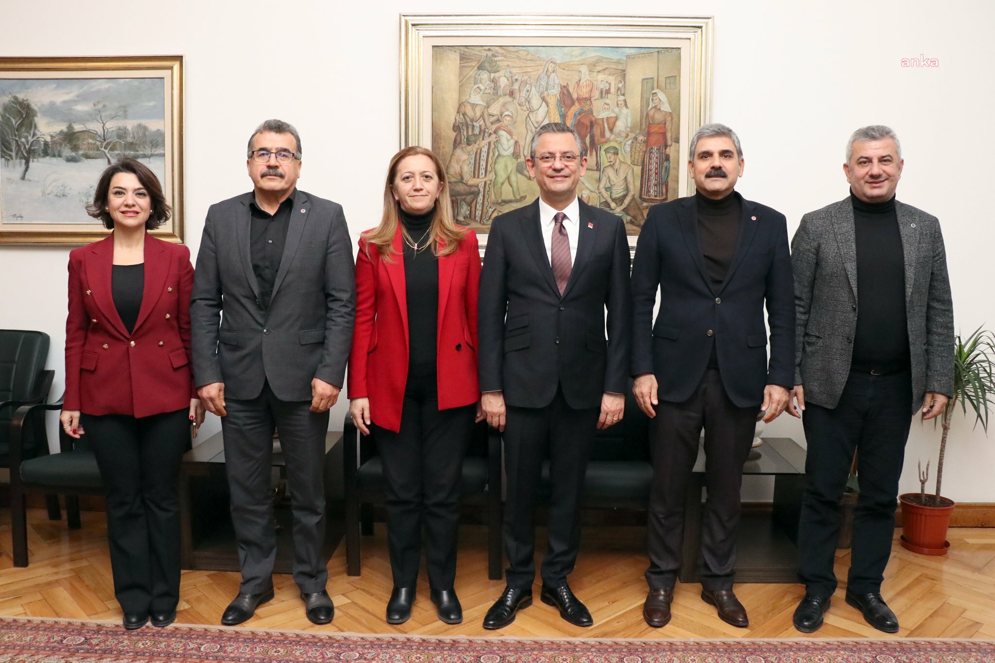 ÖZGÜR ÖZEL: "VERGİDE ADALETİ SAĞLAMAK İÇİN HEP BİRLİKTE VAR GÜCÜMÜZLE ÇALIŞACAĞIZ"