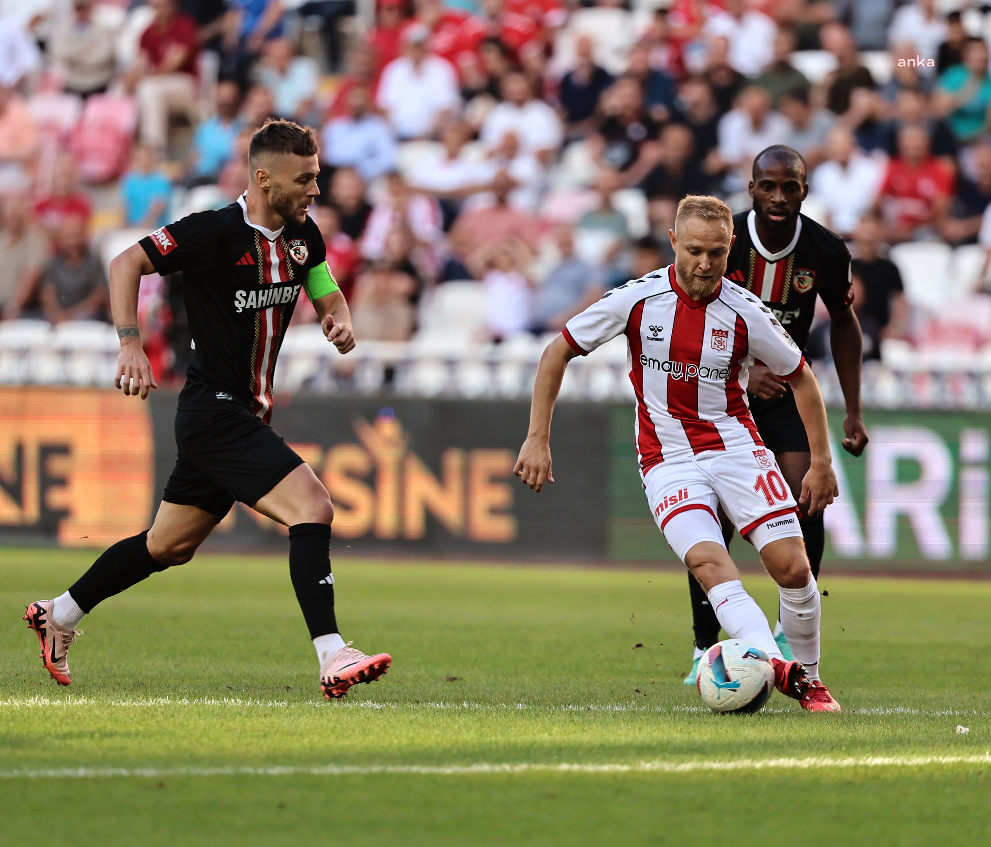 Sivasspor evinde, Gaziantepspor'u 3-2 yendi