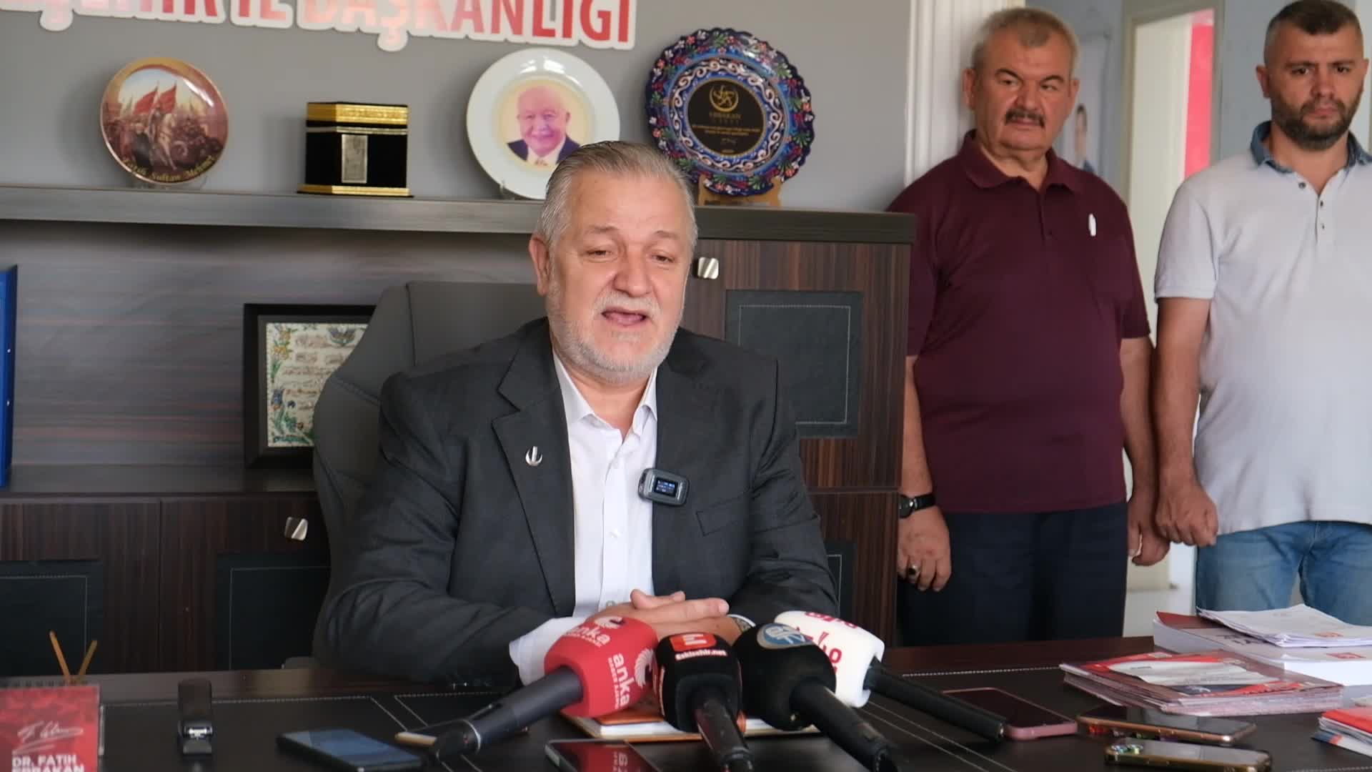 YRP Eskişehir İl Başkanı Osman Mandacı: "Eğer ki bizler katliamı o hayvanlara karşı yapacak olursak İsrail’den farkımız kalmaz”