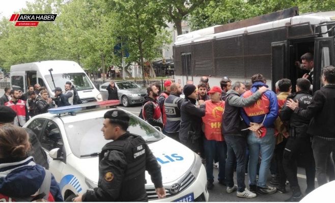 1 Mayıs'ta Taksim Meydanı'nda Gözaltı Tepkisi