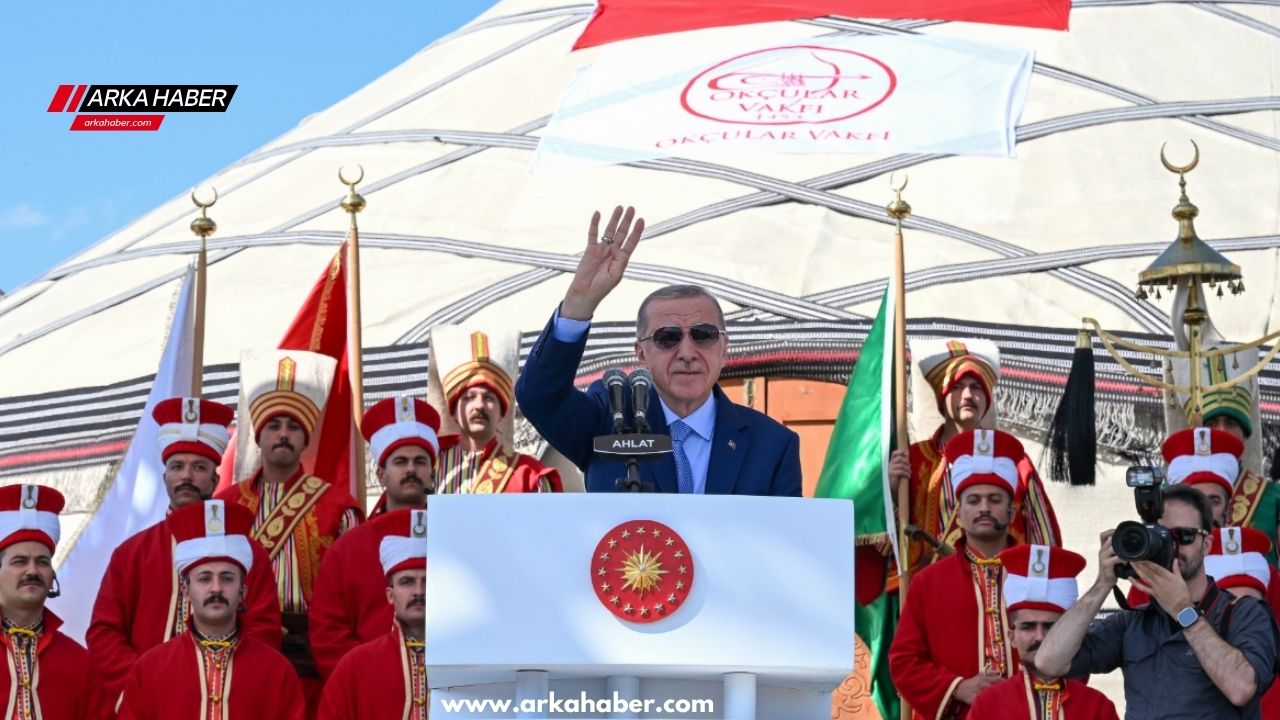 Cumhurbaşkanı Recep Tayyip Erdoğan:"Bizler Bu Toprakların Asıl Sahipleriyiz"