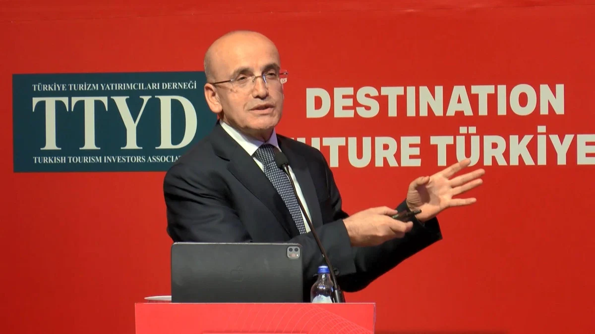  Mehmet Şimşek: "Enflasyonda Düşüş 2025'te Güçlenecek"