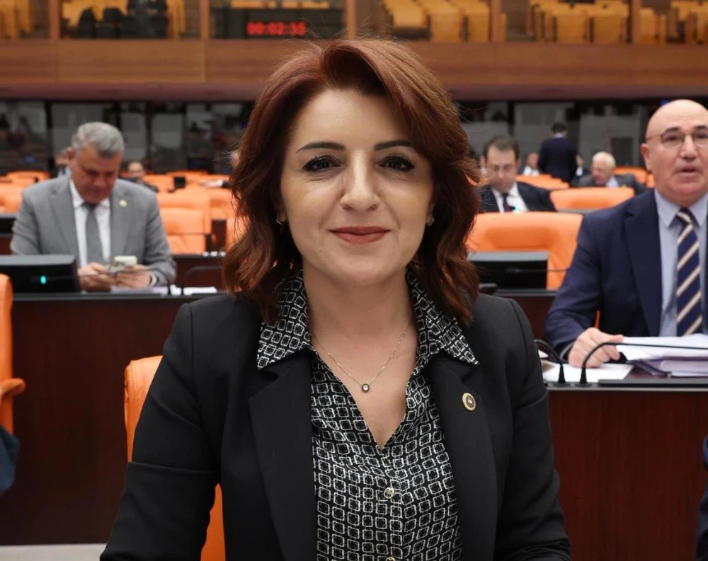 Gülcan Kış’tan AKP’ye Sert Eleştiriler: “Halktan Kopuk ve İsrafçı Bir Yönetim”