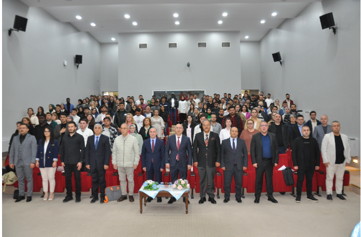 Güney Kafkasya ve Zengezur Koridoru Konusunda Uzmanlar Kafkas Üniversitesi'nde Buluştu