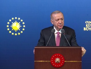 Erdoğan: “Sanatını Aşkla Yapan ve Milletin Derdiyle Dertlenen Herkese Destek Veriyoruz”