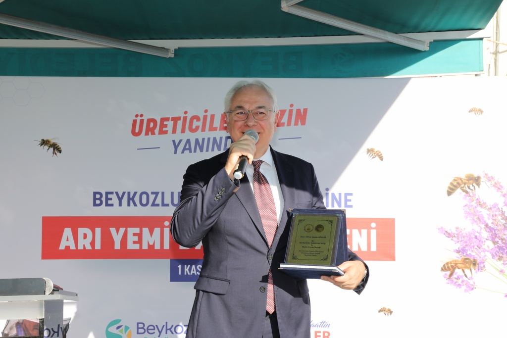 Beykoz’da Arıcılara Kış Desteği: 16 Ton Arı Yemi Dağıtıldı