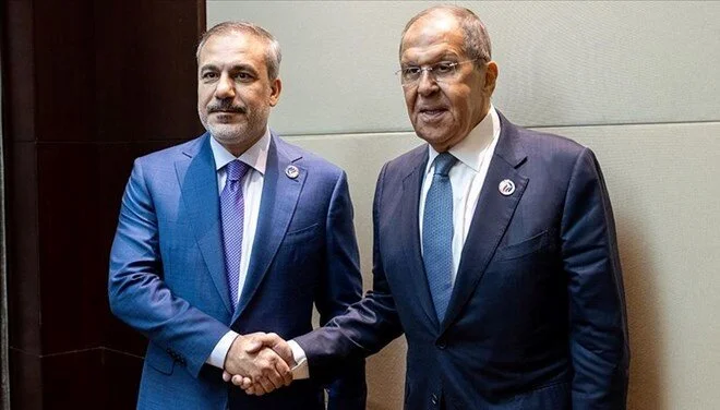 Bakan Hakan Fidan, Rus Mevkidaşı Lavrov ile Telefon Görüşmesi Yaptı