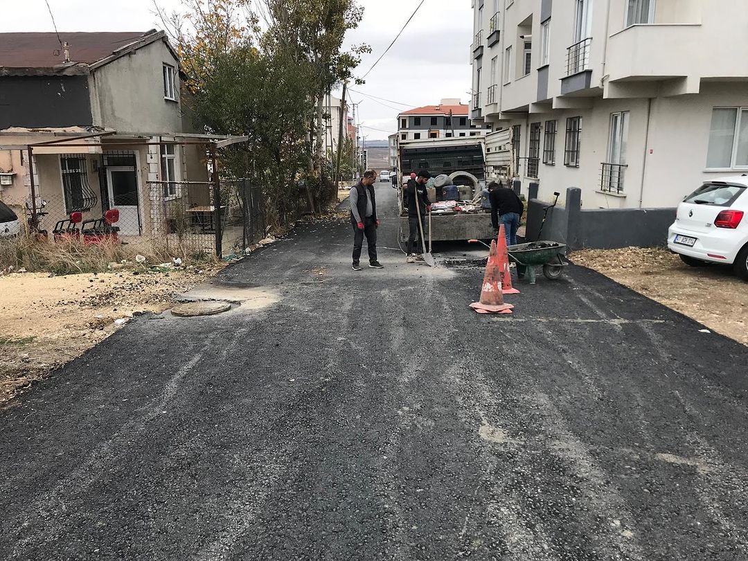 Silivri'de Yol ve Altyapı Çalışmaları Aralıksız Devam Ediyor