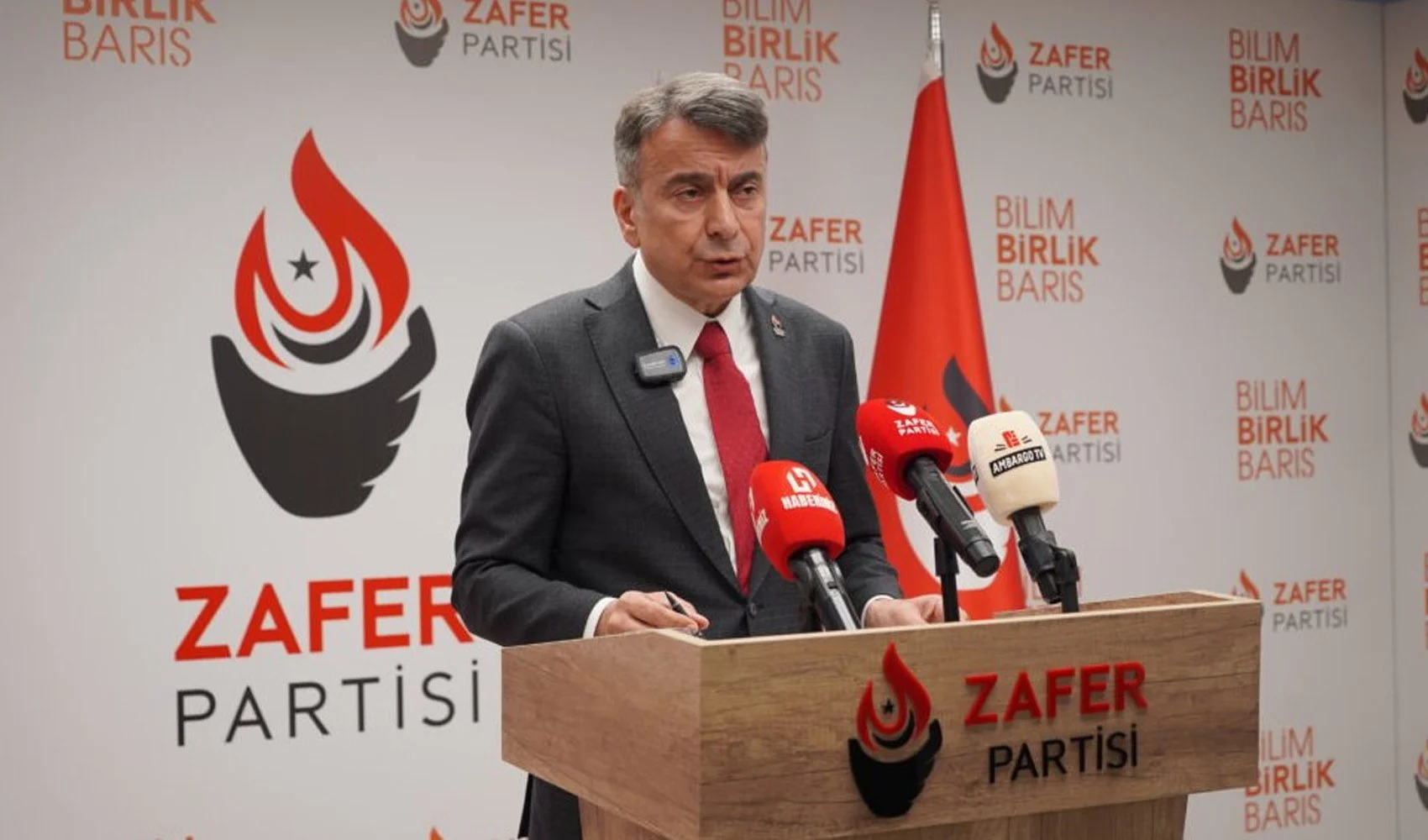 Zafer Partisi'nden Anayasa Değişikliği Eleştirisi: "PKK ile Müzakerelerin Ön Hazırlığı mı?"